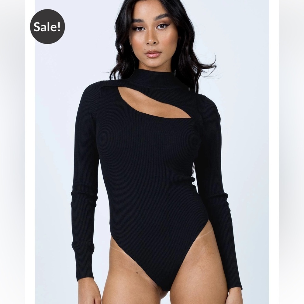 Azalea Princess Polly Cut Out Ribbed Long Sleeve Black Bodysuit Women's Size S/M